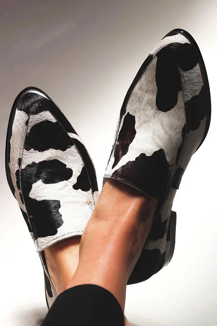 Stijlvolle dames mocassins met vachtprint in warme tinten, handgemaakt afgewerkt