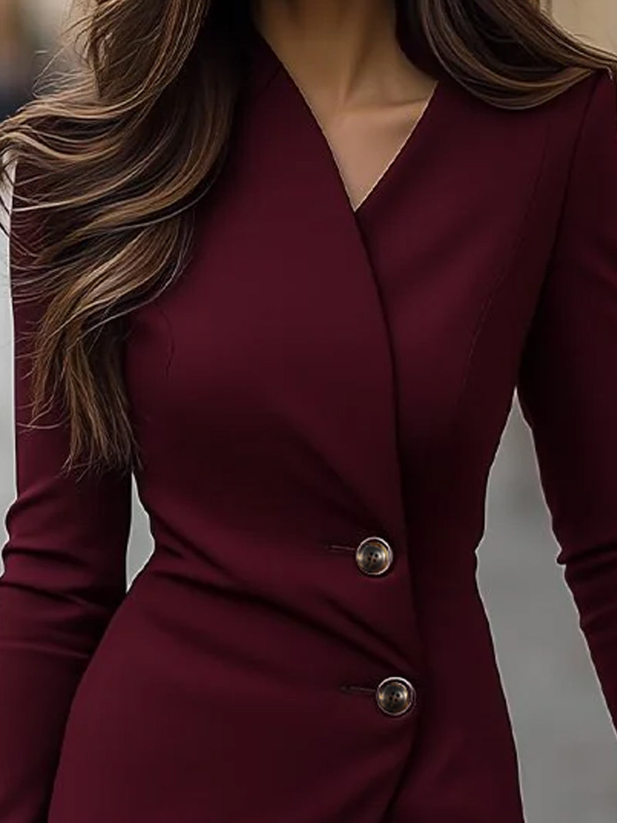 Bordeauxrode midi jurk in wikkelstijl met gouden knopen en lange mouwen