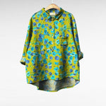 Verfijnde dames zomerblouse met artistieke print en lange mouwen in luchtig weefsel
