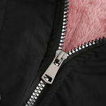 Asymmetrische dames jas van imitatieleer met schuine sluiting en diepe zakken