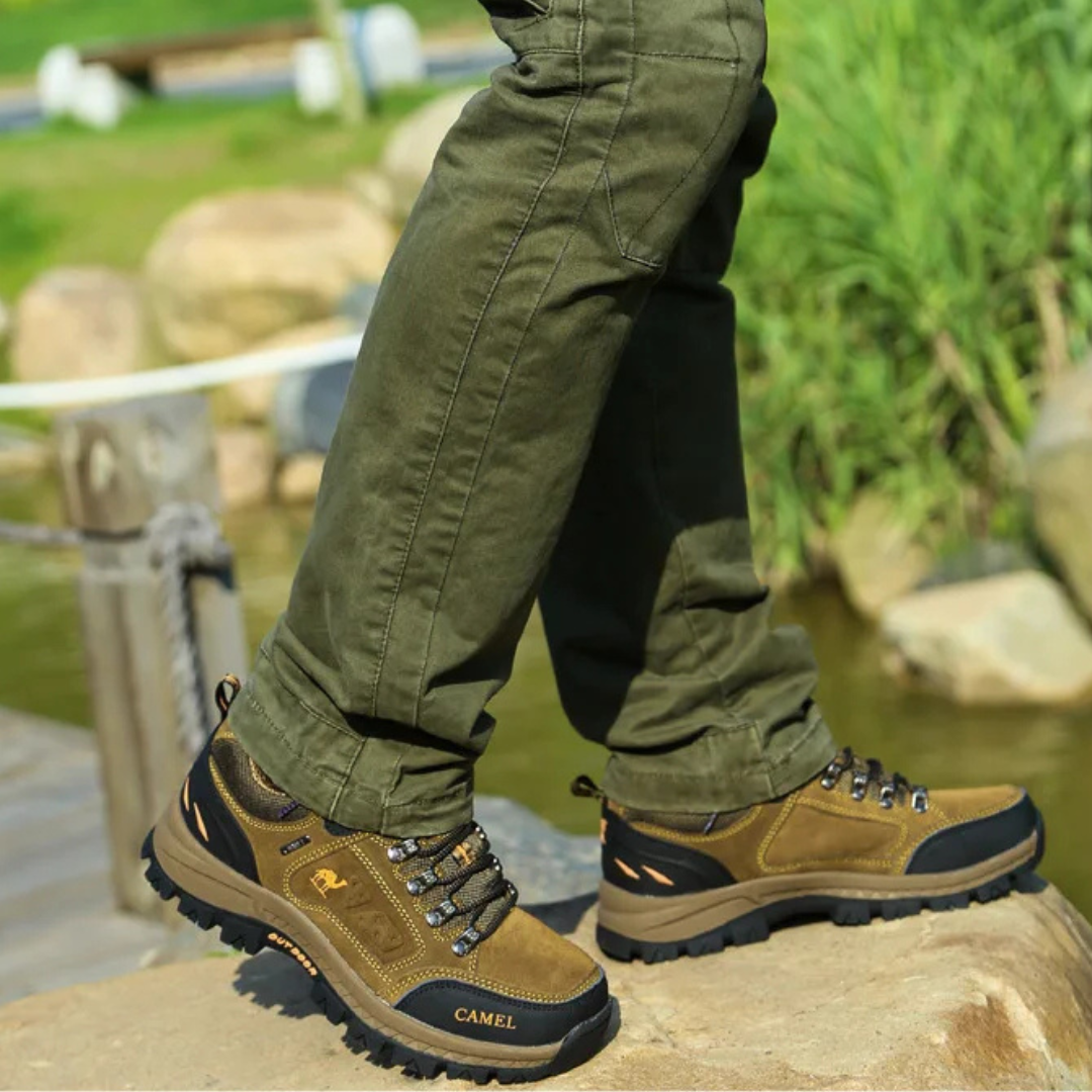 Pleun halfhoge wandelschoenen