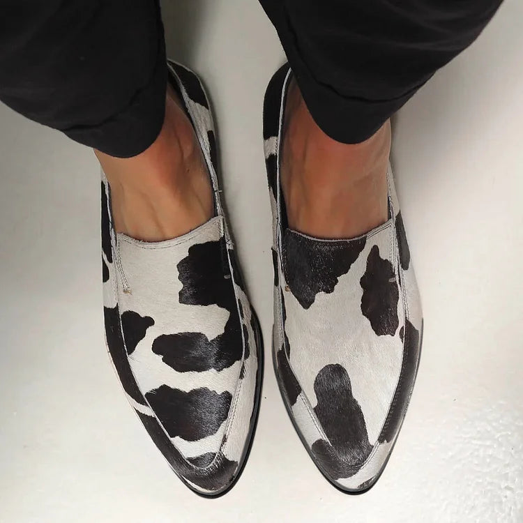 Stijlvolle dames mocassins met vachtprint in warme tinten, handgemaakt afgewerkt