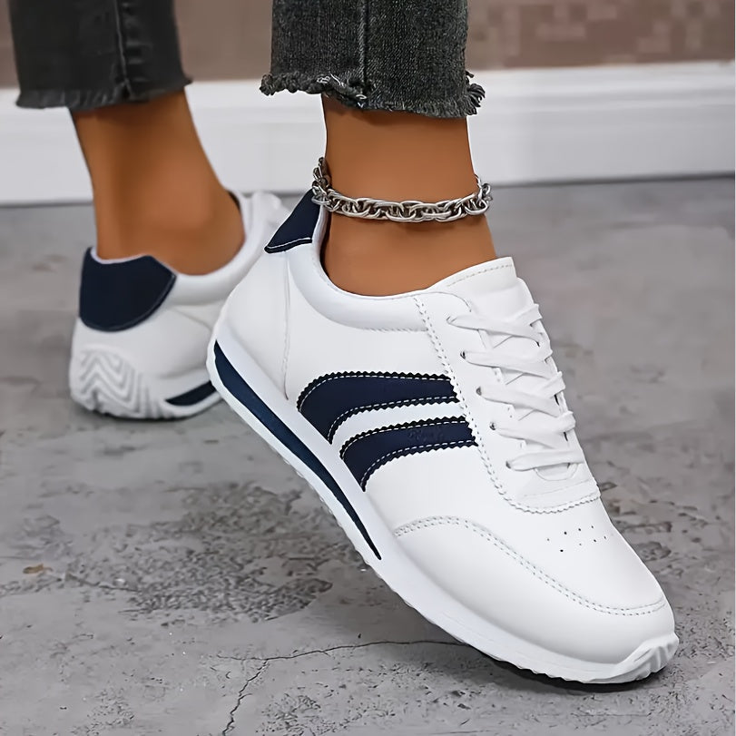 Karlijn lichte sneakers voor elke dag