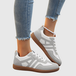 Orthopedische damessneakers met ruime pasvorm, brede neus en dempende ergonomische zool