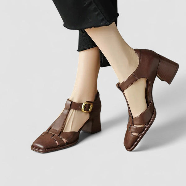 Nienke dames t-band schoenen met blokhak