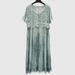 Elegante midi jurk voor dames met zachte bloemenprint in rustige tinten