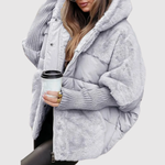 Kort pluizig teddy jasje met oversized pasvorm in zachte teddystof voor dames