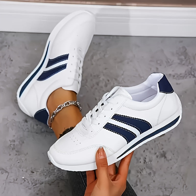Karlijn lichte sneakers voor elke dag