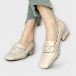 Orthopedische dames loafers van glad leer in een effen kleur met stevige antislipzool