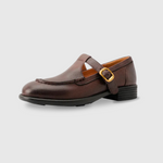 Bruine retro dames schoenen met ronde neus, gouden gesp en lage stabiele hak