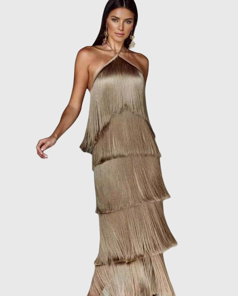 Elegante jurk met franjes, halternek en open rug voor feestelijke gelegenheden