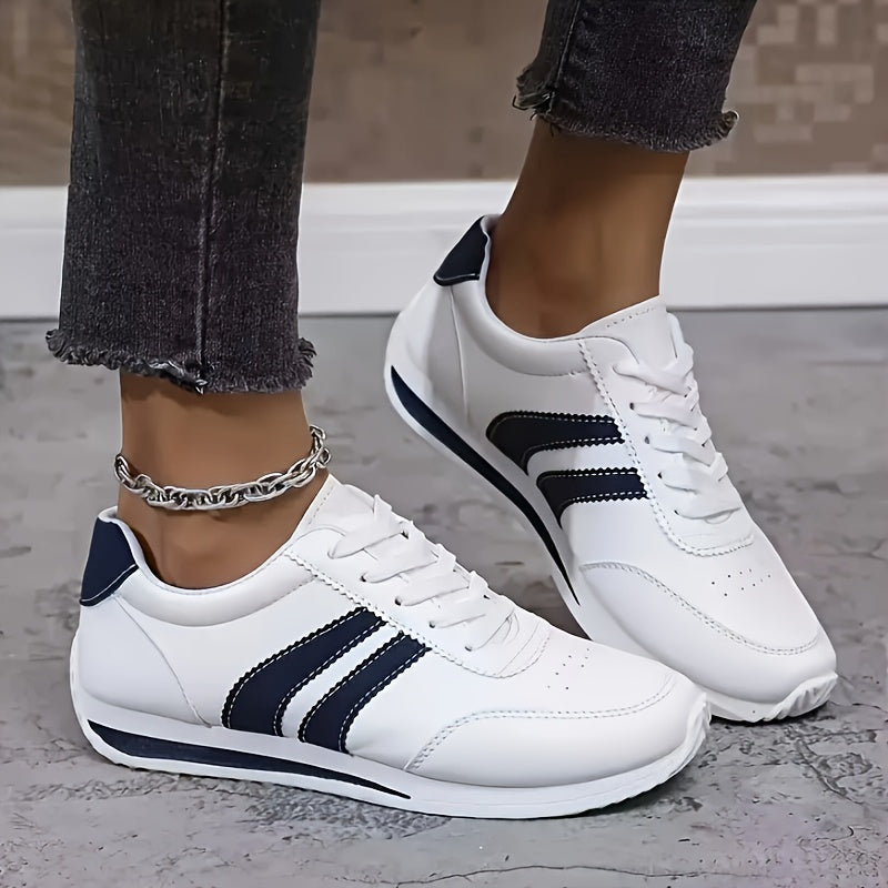 Karlijn lichte sneakers voor elke dag