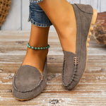 Elegante dames ballerina mocassins met vlakke zool en sierlijke afwerking in effen kleur
