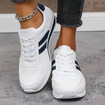 Karlijn lichte sneakers voor elke dag