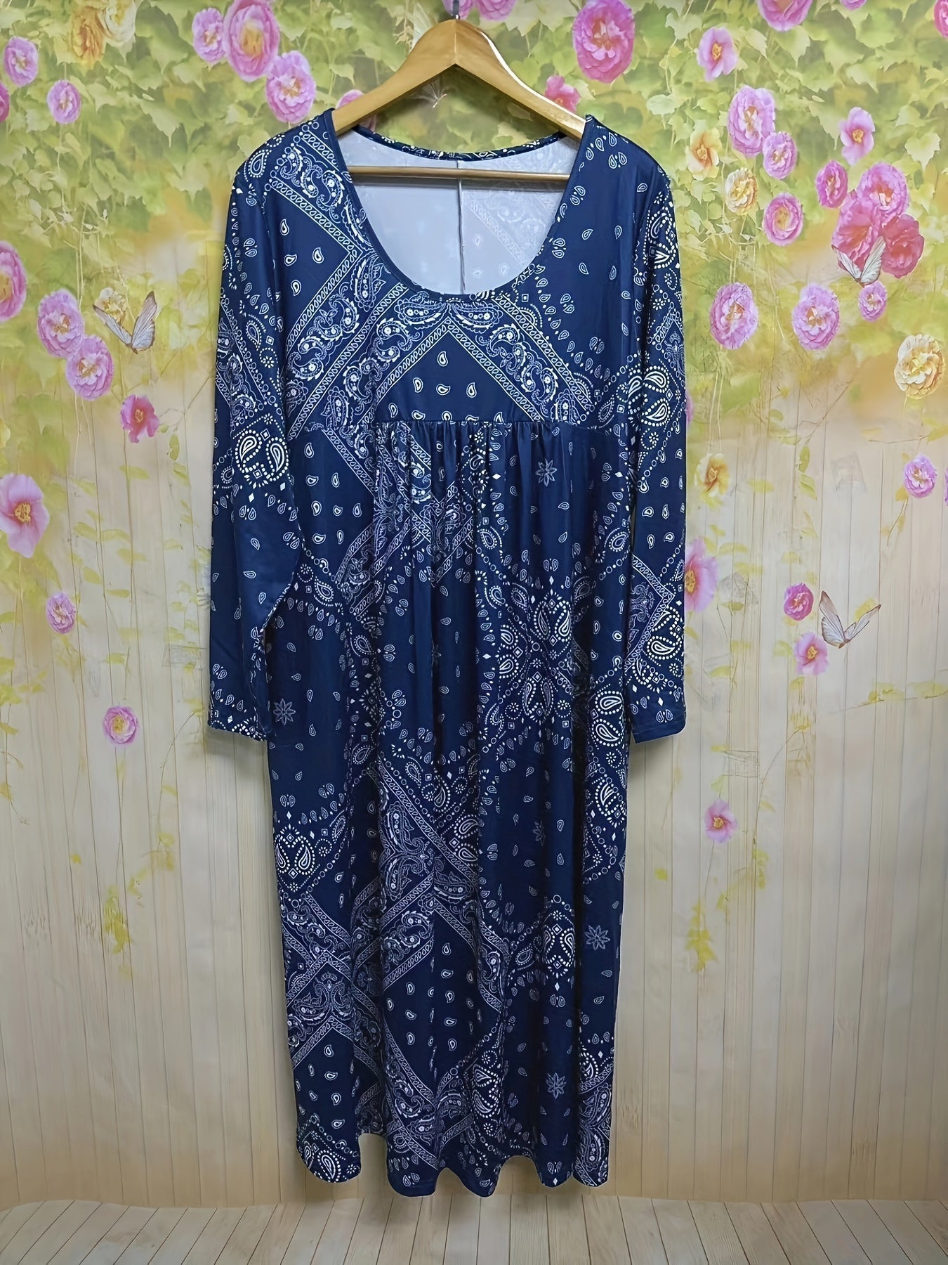 Casual midi jurk met lange mouwen, bloemenprint en soepel vallende wijde rok
