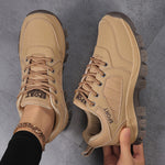Nienke lichte trail-sneakers