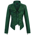 Strak dames bikerjack van nepleer met studs en diepe ritszakken