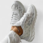 Comfortabele damessneakers met zachte gepolsterde inlegzool, ruime neus en antislipzool