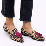 Dames mocassins met luipaardprint in zachte bruintinten, handgemaakt afgewerkt