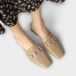 Orthopedische dames loafers van glad leer in een effen kleur met stevige antislipzool