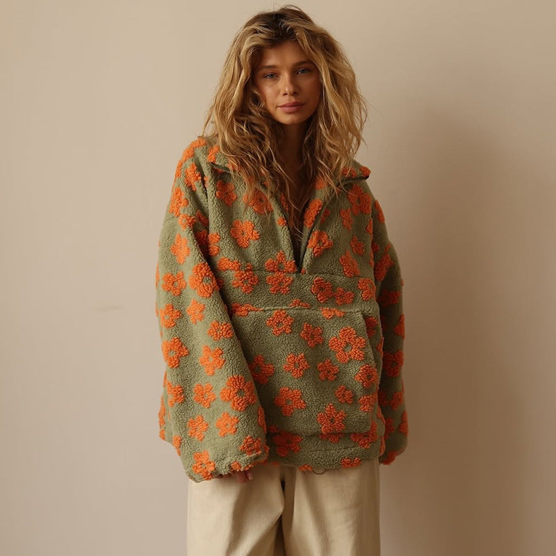 Zachte fleece dames trui met kleurrijke bloemenprint en lange mouwen, ruime pasvorm
