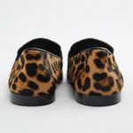 Dames mocassins met gedurfde luipaardprint in bruin en zwart, handgemaakt