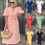 Elegante midi jurk voor dames met diepe V-hals, knoopdetail en pofmouwen