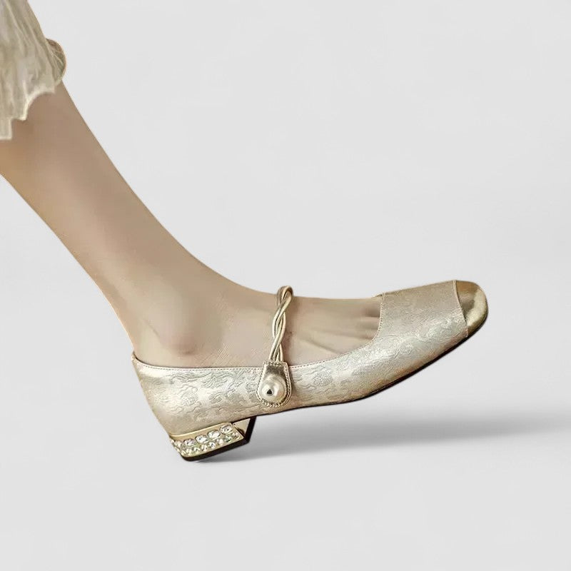 Pleun dames satijnen mary jane schoenen met sierhak