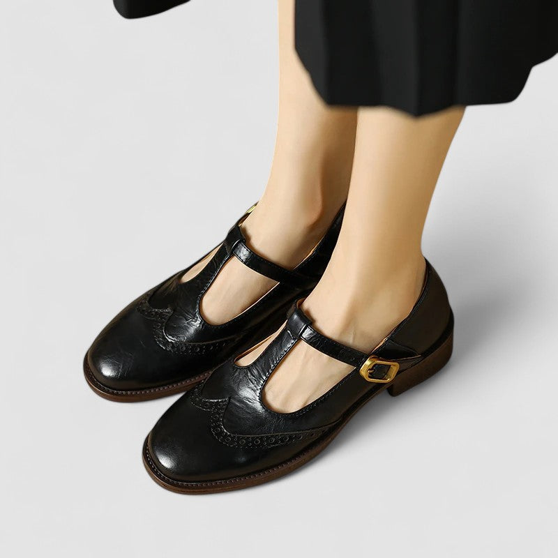 Hanne dames geperforeerde t-band schoenen