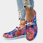 Lichte instapmodel loafers voor dames met kleurrijke boho-print en zachte zool