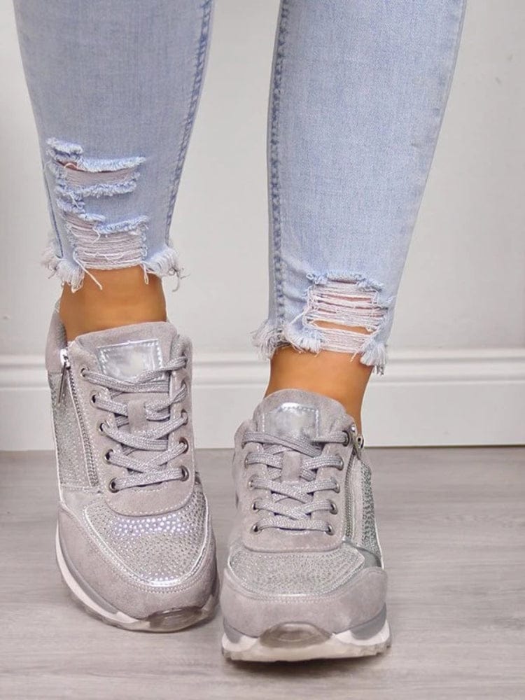 Comfortabele damessneakers met orthopedische zolen, veters en handige zijrits