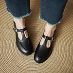 Retro dames schoenen met T-band, ronde neus en lage hak in effen afwerking