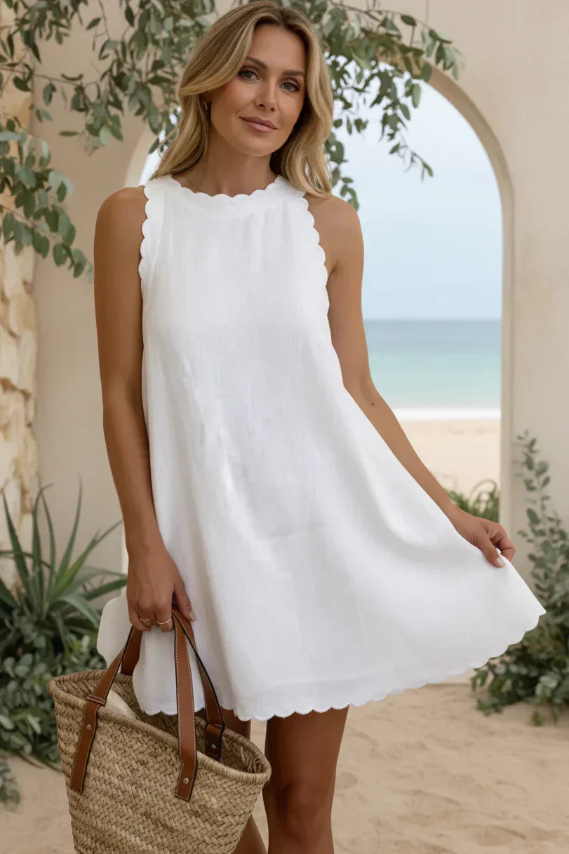 Elegante mini jurk voor dames met golvende zoom en mouwloos A-lijn model