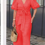 Elegante midi jurk voor dames met diepe V-hals, knoopdetail en pofmouwen