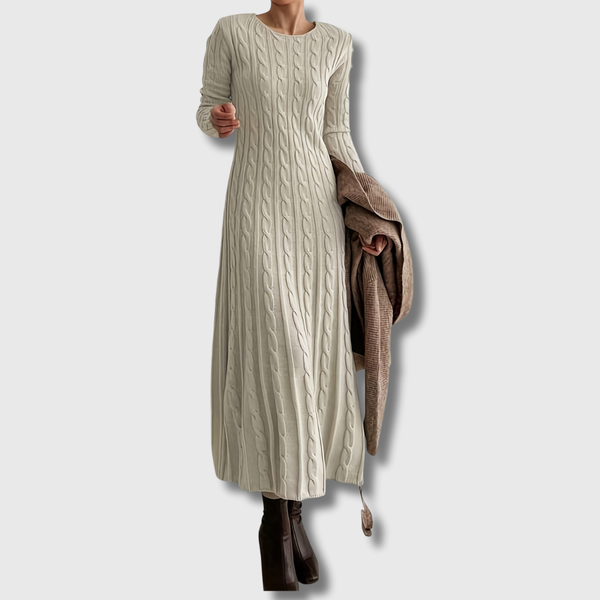 Comfortabele maxi jurk in kabeltricot met zachte val en lange lijn voor dames