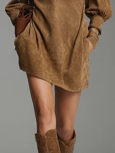 Florence dames mini-jurk met col en suèdelook