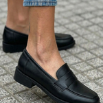 Elegante dames mocassins in een tijdloos model met effen kleur en verzorgde afwerking