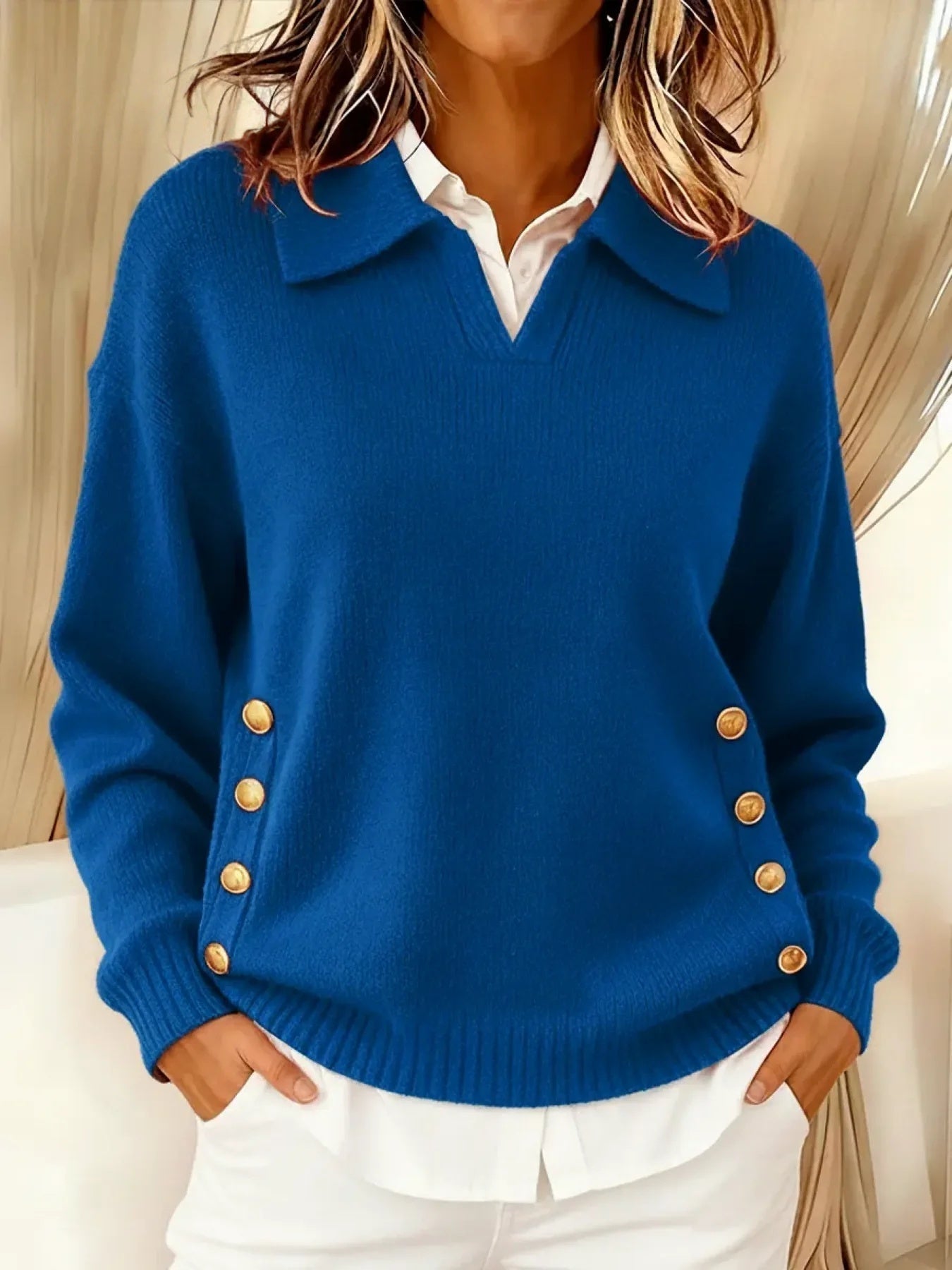 Brigitte dames trui met polokraag en knoopdetails