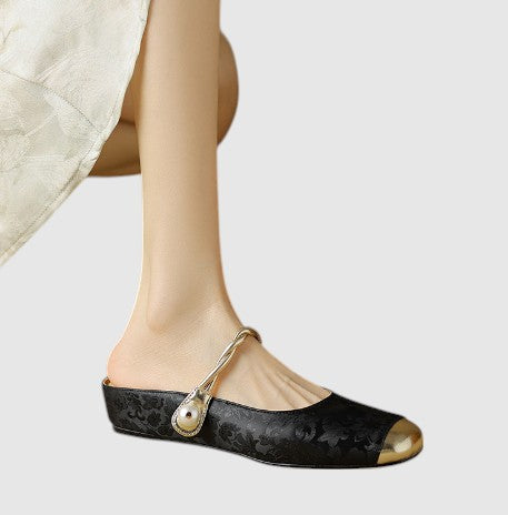 Beige orthopedische sandalen voor dames met verstelbare sluiting en dempende zool
