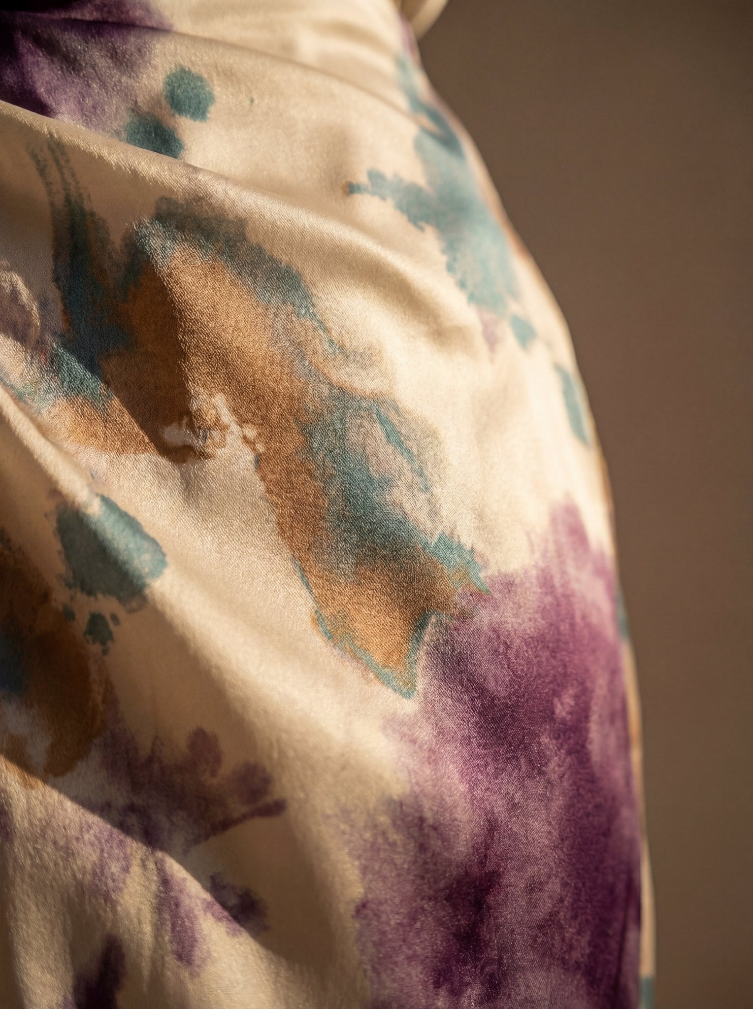 Esther elegante jurk met v-hals
